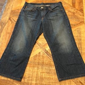 Lucky Brand Dungarees classic fit size 32 cropped jeans